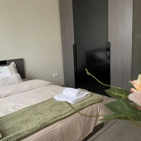 Mila's 1 Bedroom *