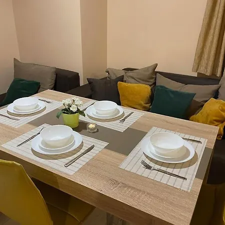 Апартаменты Mila's 1 Bedroom *