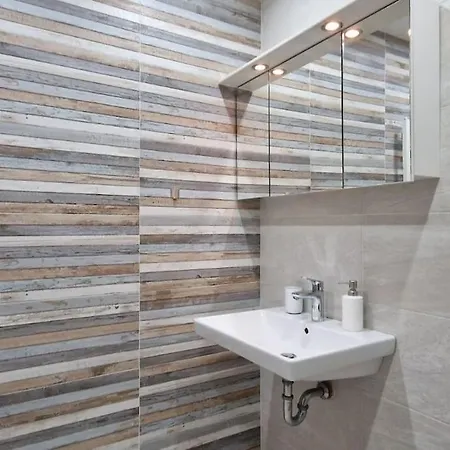 Mila's 1 Bedroom Apartmán